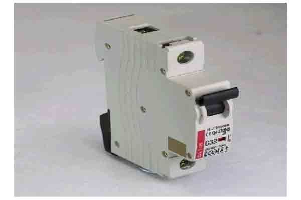 Вимикач автоматичний ЕСОМАТ 1р/С40 А(61182)