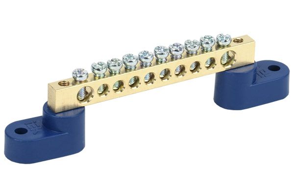 Шина N "ноль" на двух угловых изоляторах ШНИ-6х9-10-У2-C IEK(YNN10-69-10C2-K07)