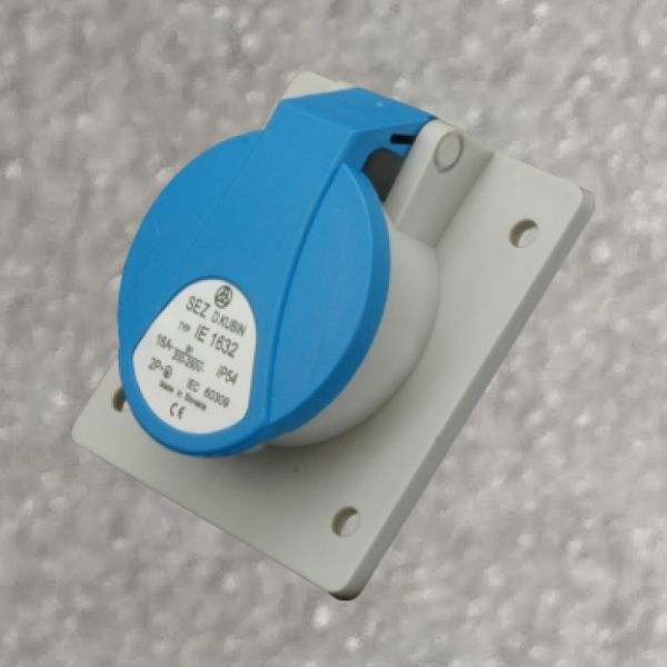 Розетка вбуд. IE 1632 3р/16А, SEZ IP44(IE 1632)