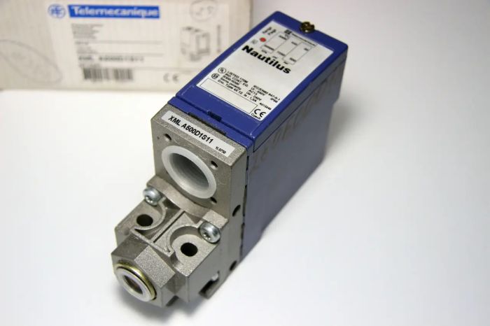 Реле тиску XML A500D1S11 Nautilus TELEMECANIQUE(XML A500D1S11)