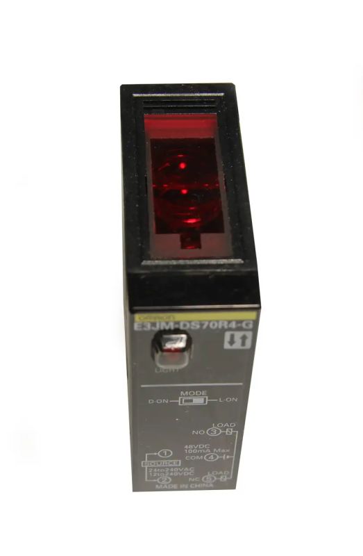 Фотодатчик E3JM-DS70R4-G OMRON(E3JM-DS70R4-G)