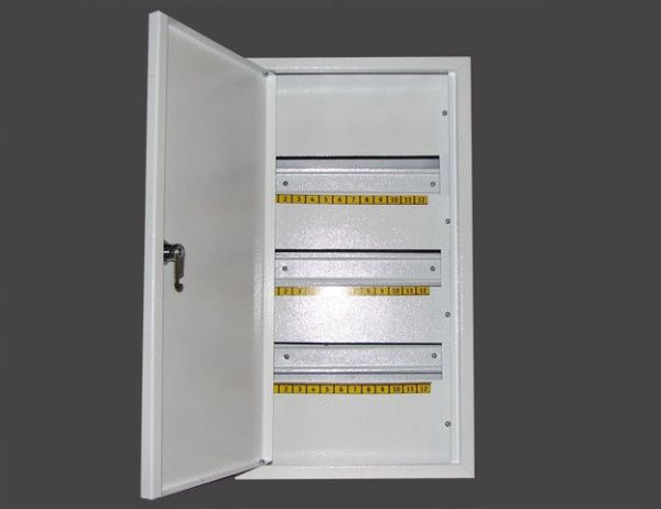 Щиток освещения металлический внутр. ШМР-А-36-В 465х260х120 ЛОЗА(ШМР-А-36-В)