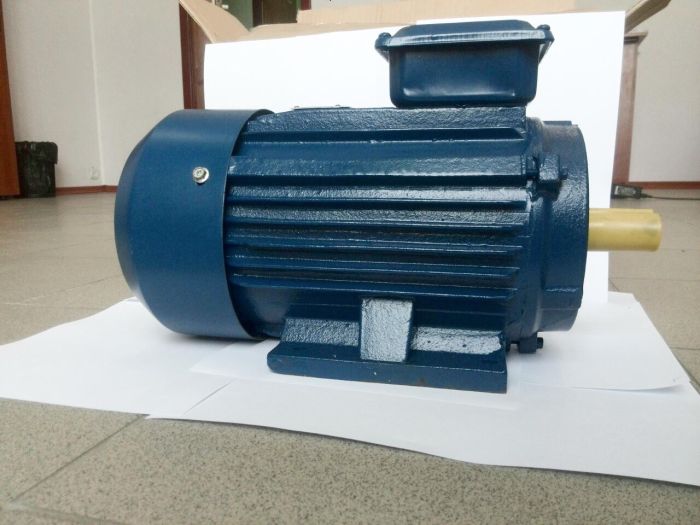 Эл.двиг. АИР 90 LB8 IM2081 750/1,1, комб.  Могилев