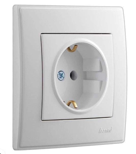 Розетка с з/к Lezard LESYA белая(705-0202-122B)