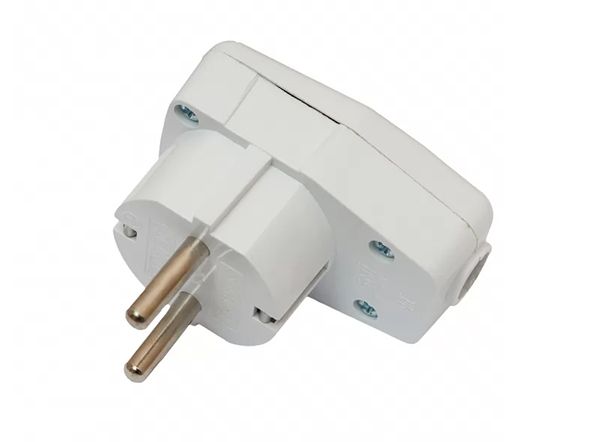 Вилка угловая с з/к и с кнопкою Luxel 1035 белая(1035)