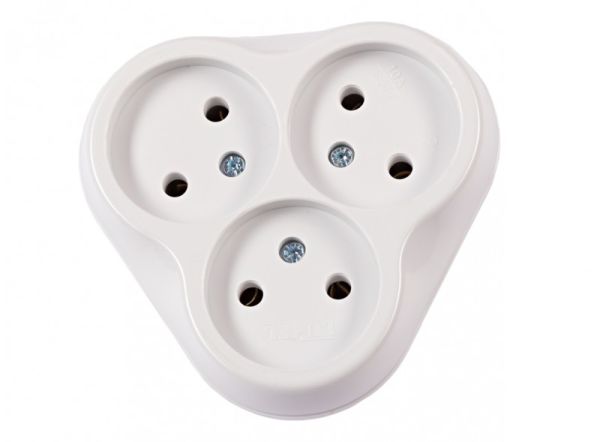 Розетка 3-а без з/к Luxel 1020 с/у біла(1020)