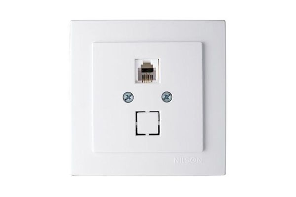 Розетка TF внутр. 24111040 Nilson Touran белая ()(24111040)