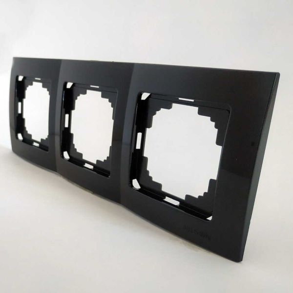 Рамка 3М универсальная 24220093 Nilson Touran черная ()(24220093)