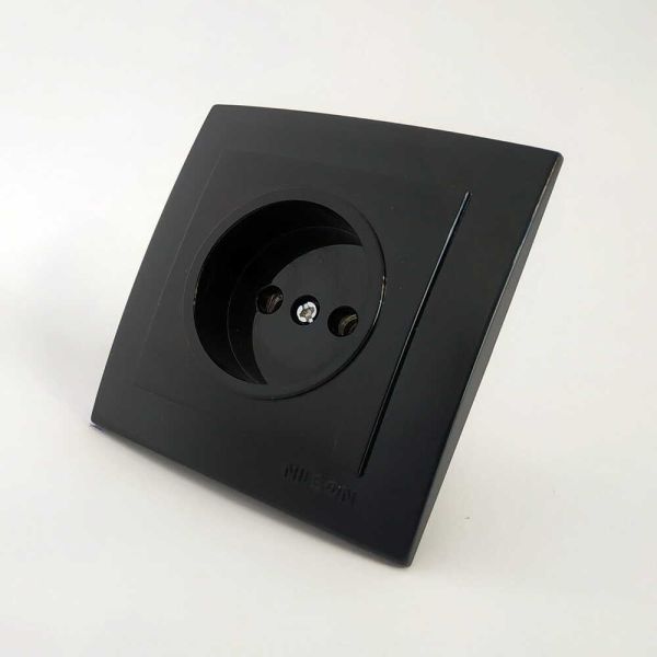Розетка без з/к 24221015 Nilson Touran черная(24221015)