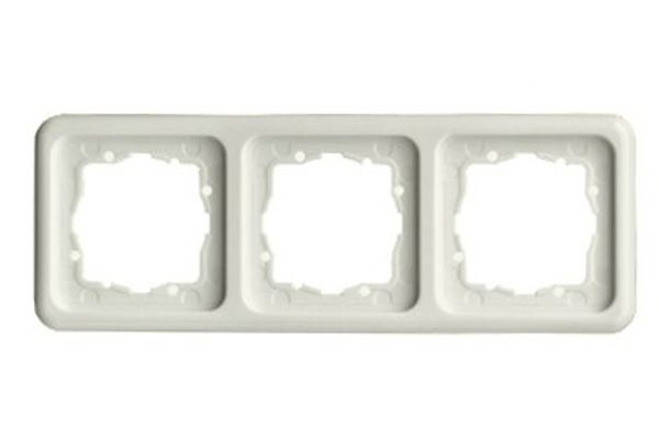 Рамка 3-кр. сл.кость 13012318 REGINA(13012318)