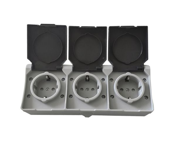 Розетка 3-а з/к для зовн. устан. IP54 серія SURFACE TNSy(TNSy5000222)