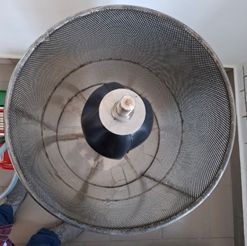 Прес для віджиму  виногадної мезги